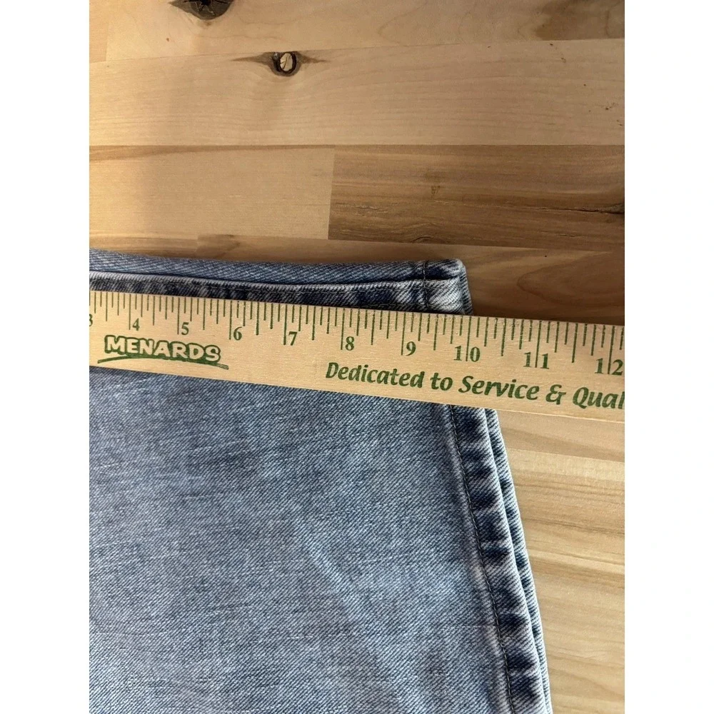 Men's Wrangler 38 Relaxed Fit Denim Bermuda Shorts Blue Medium Wash
